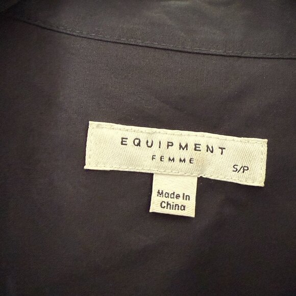 Women Equipment Femme Casual Button Down Shirt in Black Size Small - Picture 3 of 8